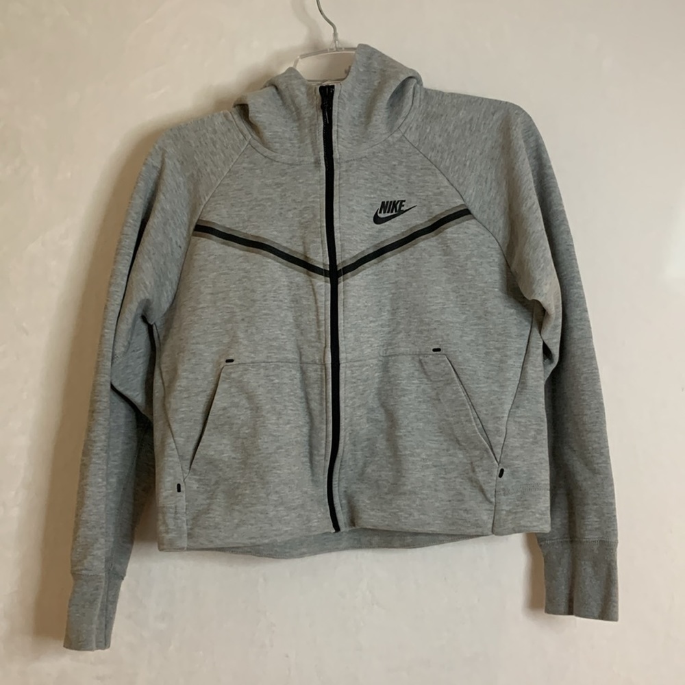 Nike Gray Boxy Long Sleeve Hoodie